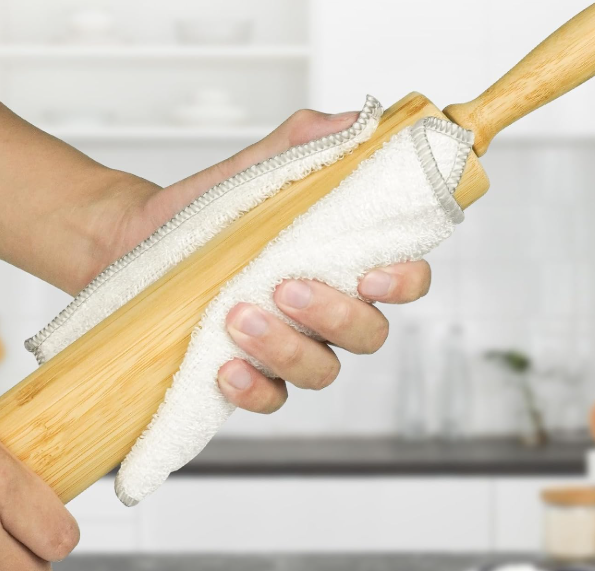 Wooden rolling pin (1 pc), suitable for rolling dough and daily baking